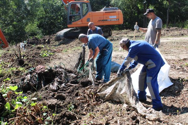 Kezi_hulladekvalogatas_Fuzerkajata